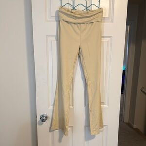 Cream Stretch Leggings with Elastic Waistband